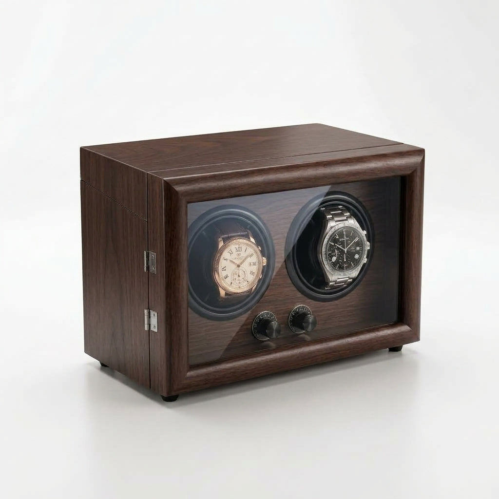 Remontoir Automatique 2 Montres – Kléber, vue de trois quarts sur fond clair, finition Bois Noyer, avec montres installées